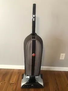 Hoover Platinum Windtunnel UH30010 Bagged Upright HEPA Vacuum Cleaner - Picture 1 of 6