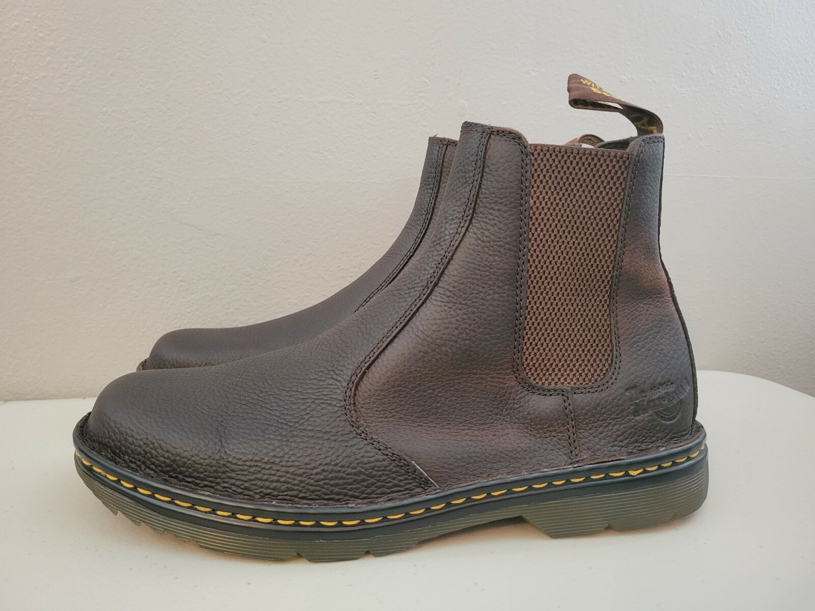 New Dr Martens Leather Boots Size 11 