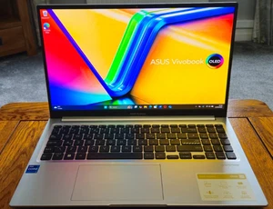 ASUS Vivobook X1505VA | i7 13th Gen | 16GB RAM | 1TB SSD | 15.6" FHD | Win11 - Picture 1 of 11