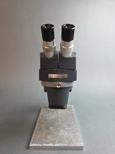American Optical 571 1x Microscope - Picture 1 of 7