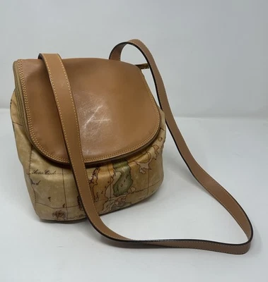 Cartera Alviero Martini color tostado geo mapa con tapa de cuero - talla mediana - ligeramente querida Foto 1 de 4