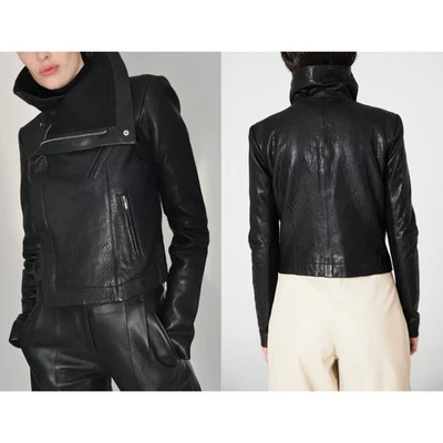 $928 VEDA Black Max Classic Leather Moto Biker Jacket size Medium - Image 1 of 4