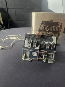 Dept 56 New England Village "Berkshire House" 1989 5942-0 gelagert mit Lightin Box - Bild 1 von 12