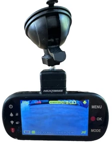 Next Base Dash Camera 412GW mit Bildschirmhalterung und 32gb Speicherkarte - Bild 1 von 5