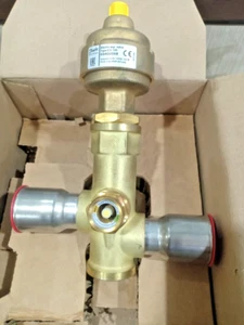 1PC Danfoss ETS 100 034G0508 Electric expansion valve,1 3/8 in- BRAND NEW - Picture 1 of 8