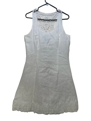 Vestido feminino 100% linho linha A 10 branco bordado crochê acabamento de renda costeiro  - Imagem 1 de 4