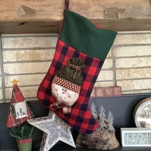 1 großer Plüsch 3D Schneemann Weihnachtsstrumpf rot schwarz kariert grün Manschette - Bild 1 von 3