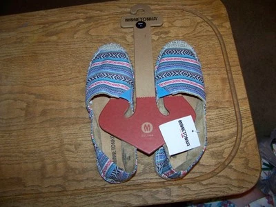 Minnetonka Women Pam Espadrille Black Stripe Canvas Slip on Shoes SZ 7 Reg 39.99 - Image 1 of 4