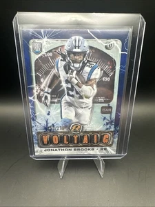 2024 Topps Resurgence - Voltaic Jonathon Brooks #V-14 Navy Surge Refractor /275  - Bild 1 von 2