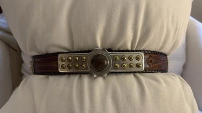 Cinturón y hebilla César Ugarte hechos a mano artesanales ~ hebilla firmada ~ ¡de colección de los años 80! Foto 1 de 3