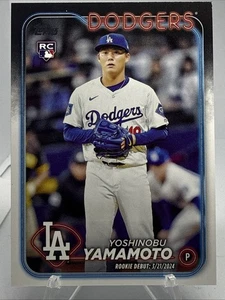 Serie de actualización Topps 2024 #US149 Yoshinobu Yamamoto (RC) debut de novato MVP - Imagen 1 de 2