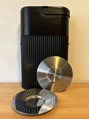 Cubo de reciclaje de cápsulas Nespresso y juego de platillos de acero inoxidable de 2 piezas DISEÑO ATELIER OI Foto 1 de 4