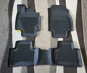2019-2023 TOYOTA RAV4 FLOOR MATS RUBBER ALL WEATHER GENUINE OEM 3PC SET BLACK - Foto 1 di 7