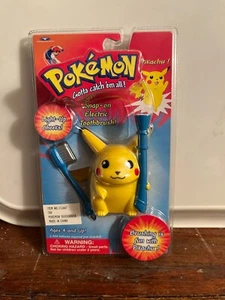 Nintendo Pokemon Pikachu Snap On Electronic Toothbrush Light Up Cheeks Brand New - Picture 1 of 2