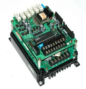 Yaskawa Wechselrichter CIMR-22AS3-1086 *NUR REPARATURBEWERTUNG* [PZJ] - Bild 1 von 1