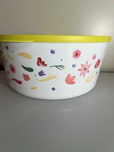 Tupperware NEW Twist Stack  Ilumina CONTAINER CANISTER 4.3L  18 Cups Lemon Seal - Picture 1 of 12