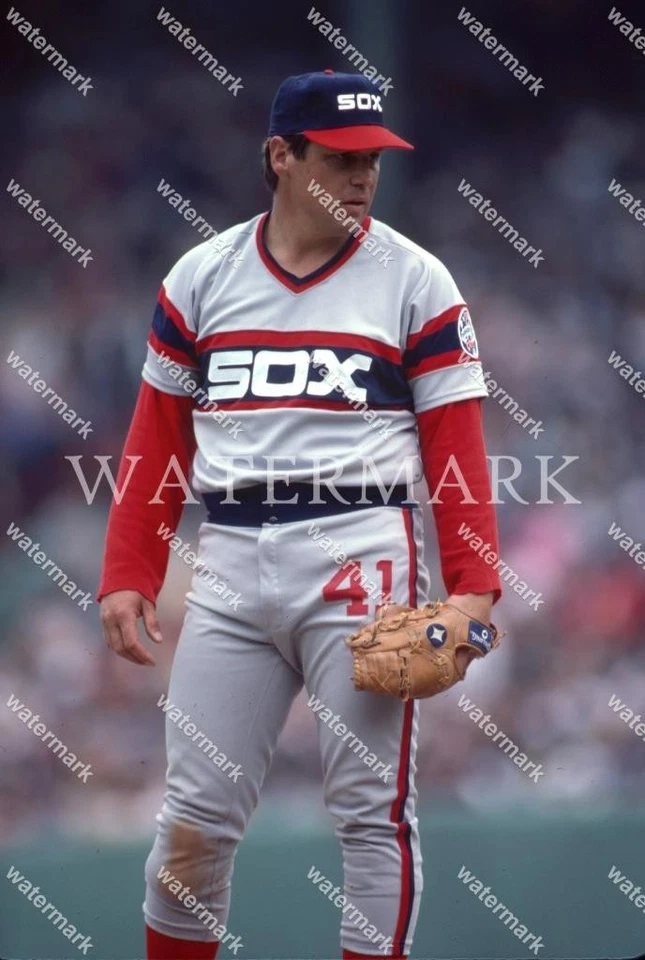 ES899 Tom Seaver White Sox 8x10 11x14 16x20 Photo - Image 1 of 1