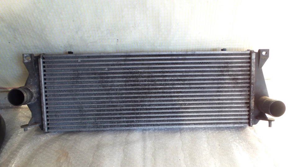 LAND ROVER DISCOVERY II 2 2,5TD5 EZ02 Ladeluftkühler LLK BTP5649 - Bild 1 von 1