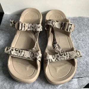 Blowfish Malibu Größe 9 Sandale Obermaterial 100 % Poly-Sohle 100 % EVA Gepardenmuster hellbraun - Bild 1 von 10