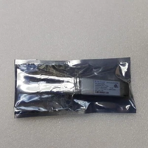 FTL4C1QE1C Finisar QSFP+ 40GBASE-LR4 Transceiver QSFP-40G-LR4 - Picture 1 of 4
