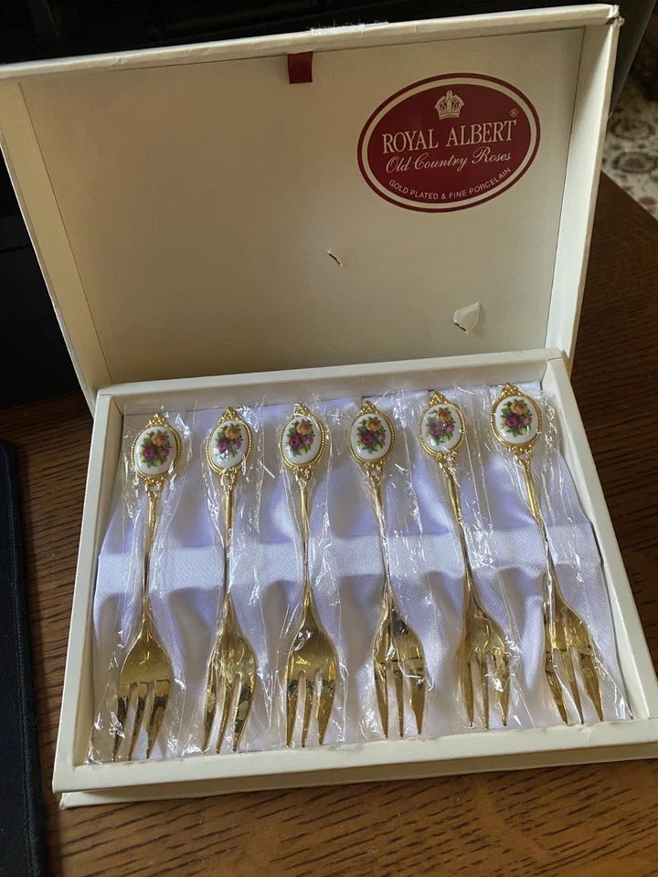 Horquillas para pasteles Royal Albert Old Country Roses chapadas en oro (6) + ¡ENVÍO RÁPIDO! Foto 1 de 4