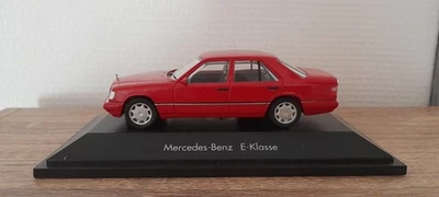 Mercedes Benz Classe E 320 W124 Berline Herpa 1/43 - Photo 1/4