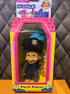 Trollkins POLICE TROLLKIN 1998 Toymakers 1750 Troll Figure Doll Vintage New - Picture 1 of 14