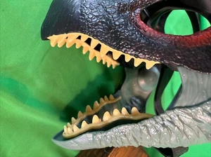 Jurassic World Slasher Mask 2022 Therizinosaurus Dino by Mattel Jurassic Park - Picture 1 of 7