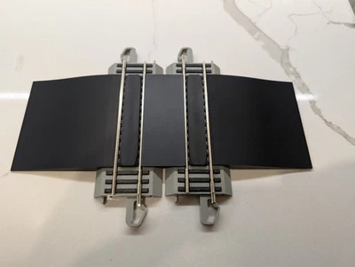 Juego doble o individual de cruce de ferrocarril a escala HO para pista Bachmann EZ ~3 asfalto Foto 1 de 3