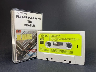 The Beatles PLEASE PLEASE ME Cassette TC-PCS 3042 **UK 1ST ISSUE 1970** SCARCE - Image 1 of 4