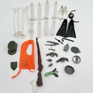 Vintage GI Joe Lot Snorkeling Skiis Guns - Picture 1 of 6