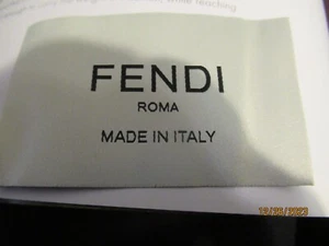 Fendi 1 Etiqueta de Diseñador Etiqueta Repuesto Accesorios de Costura LOTE 1 - Imagen 1 de 3