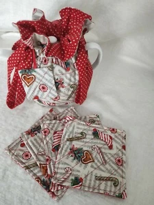 Tea Cozy with matching coasters and drip pad - Xmas letters fabric - Handmade - Picture 1 of 7