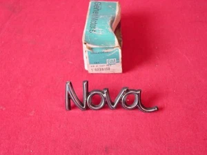 Nuevo de Lote Antiguo 1973 1974 Chevy Nova emblema guardabarros delantero #6258150 ¡¡Nuevo!!! - Imagen 1 de 10