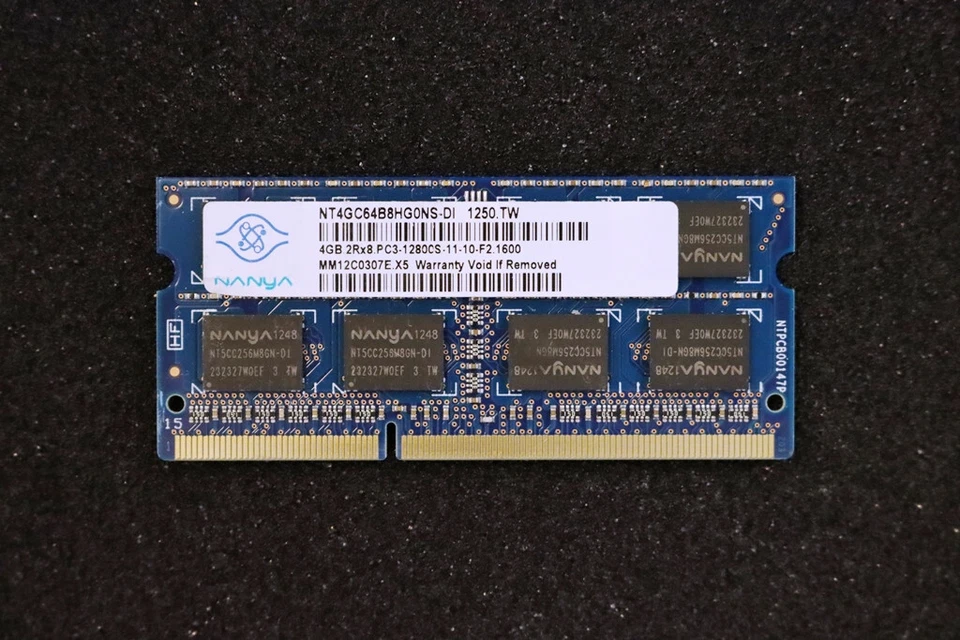 Nanya NT4GC64B8HG0NS-DI DDR3 SO-Dimm 4GB (1x4) PC3-12800S DDR3-1600 CL11 #7685 - Bild 1 von 1