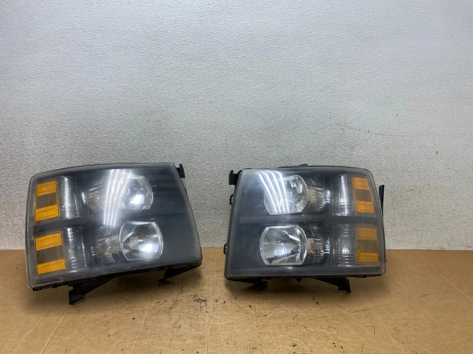 Faros negros para Chevrolet Silverado 2007 a 2014 lado izquierdo+derecho OEM T3342 DW Foto 1 de 4