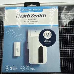 Heath Zenith SLA-7307-03 Black/White Wireless Plug-In Door Chime Kit 4.44 H in. - Picture 1 of 3