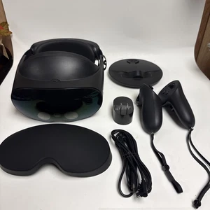 Auriculares Meta Quest Pro VR 256 GB con controladores/cargador/base - Imagen 1 de 10