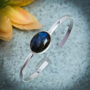 Lush Labradorite Gemstone 925 Sterling Silver Handmade Bracelet Cuff - Picture 1 of 3