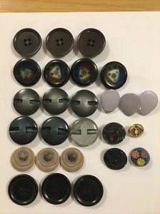Vintage Button Selection - Picture 1 of 3