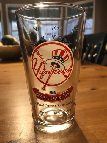 VINTAGE Yankees Bud World Series Official MLB Glass 1923-1999 Cover