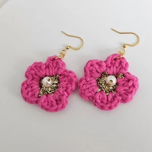 Pendientes Flor Crochet Algodón Rosa con Perla - Chapados en Oro - Imagen 1 de 2