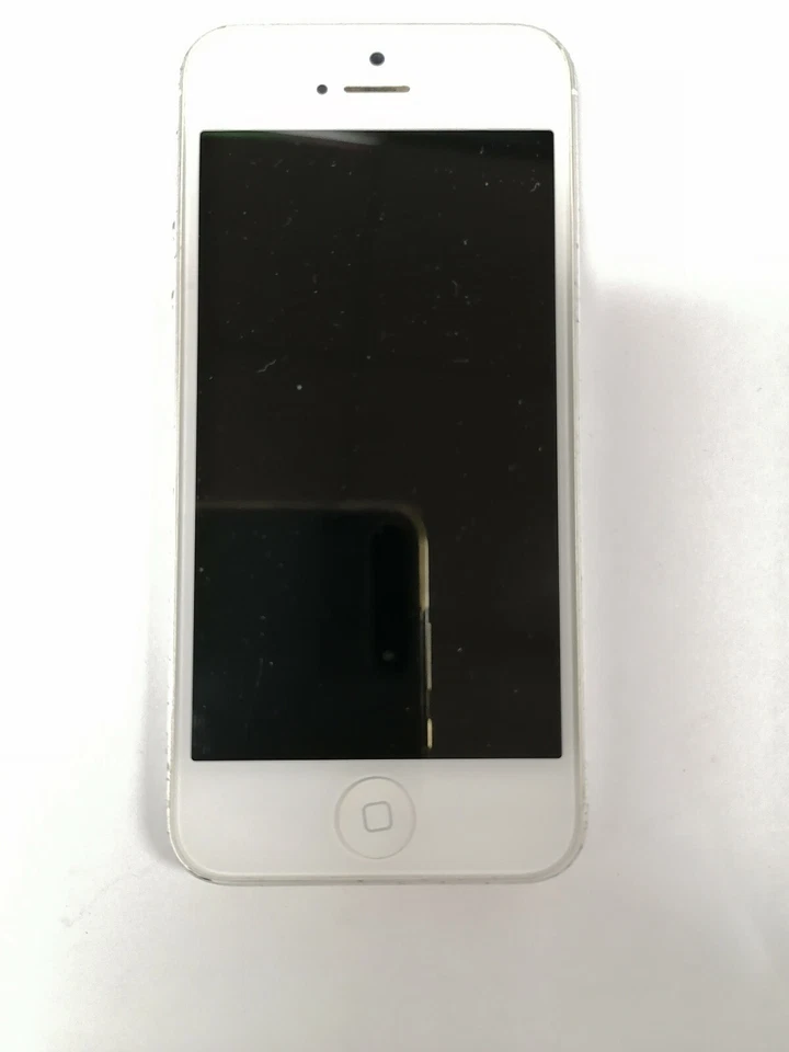 Apple iPhone 5 32GB  - Black  A1349 (CDMA) - Image 1 of 4