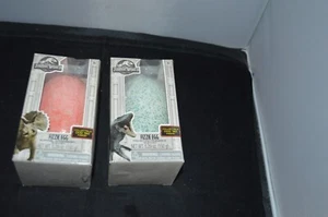 2 Jurassic World Fizzle Egg Dinosaur W Exclusive  Dog Tag New Box 2 - Picture 1 of 3
