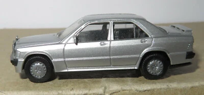 B Micro Herpa Ho 1/87 Mercedes-Benz 190 E 2.3 16S Grigio Argento No. Box - Immagine 1 di 4