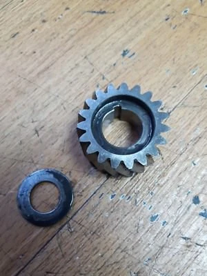 Suzuki DS80 1992 primary drive gear crankshaft 1978-2004 JR80 RM50 RM60 RM80 - Image 1 of 3