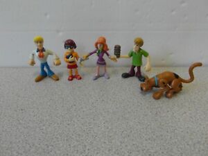 Scooby Doo Mini Figures - Shaggy, Velma, Fred, Daphne & Scooby