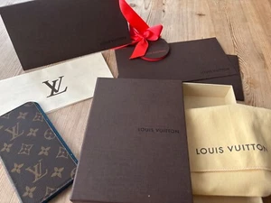 Gebrauchte Handyhülle für Iphone 6s + plus von Louis Vuitton - Bild 1 von 3