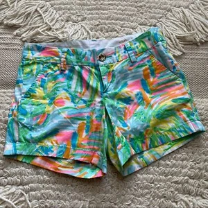 LILLY PULITZER multi Salt and Sun Callahan 5” shorts 00 - Picture 1 of 10