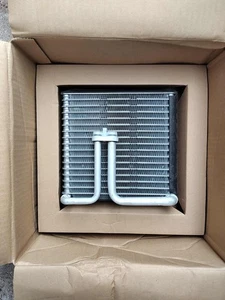 DENSO - EVAPORATOR SUB-ASSY, COOLER No.1 8850137060 Dyna Hino Dutro ToyoAce OEM - Picture 1 of 5